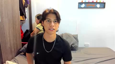 Lovers Clover X online show from 09-12-25, 01:17