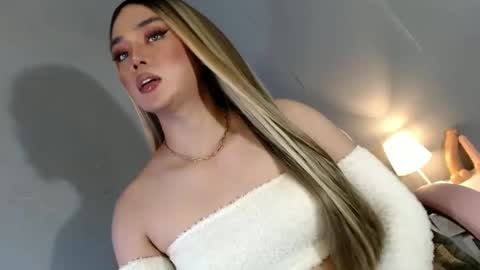 lovers moon22 online show from 12-19-24, 02:12