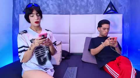 sofia and bryan online show from 12-13-25, 10:59