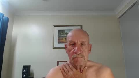 Lovesblackazz online show from 05-05-26, 11:18