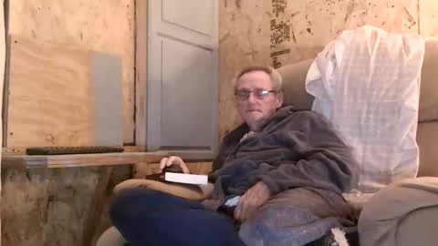 just here to have fun and cum online show from 11-14-25, 11:53