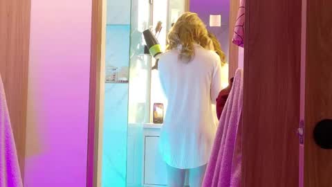 LovesKingdom online show from 04-21-26, 11:38