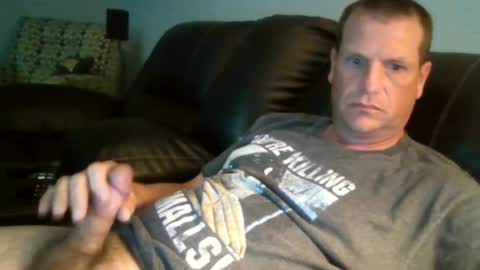 lovetocum37 online show from 06-07-26, 04:11
