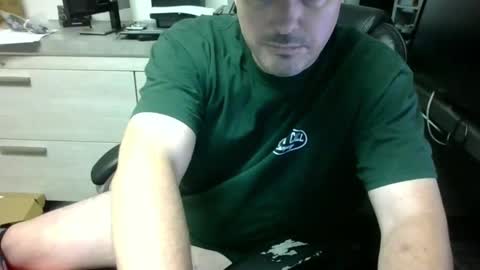 Snapshot of lovetofps chatting on 12-19-24, 10:02 Love2Game online show from 12-19-24, 10:02