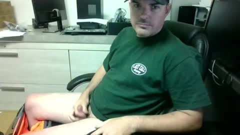 Snapshot of lovetofps chatting on 12-29-24, 09:50 Love2Game online show from 12-29-24, 09:50