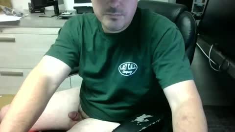 Snapshot of lovetofps chatting on 01-07-25, 12:55 Love2Game online show from 01-07-25, 12:55