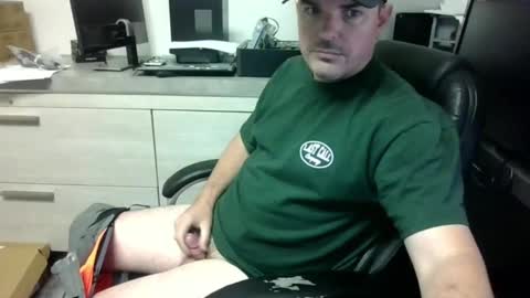 Snapshot of lovetofps chatting on 01-07-25, 10:43 Love2Game online show from 01-07-25, 10:43