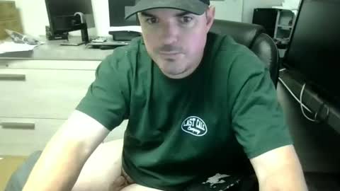 Snapshot of lovetofps chatting on 02-13-25, 07:10 Love2Game online show from 02-13-25, 07:10