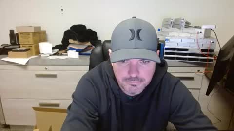 Snapshot of lovetofps chatting on 12-22-25, 07:22 Love2Game online show from 12-22-25, 07:22