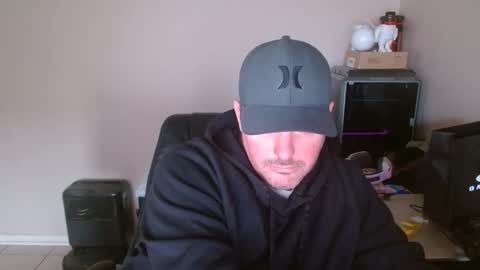 Snapshot of lovetofps chatting on 02-20-26, 07:47 Love2Game online show from 02-20-26, 07:47