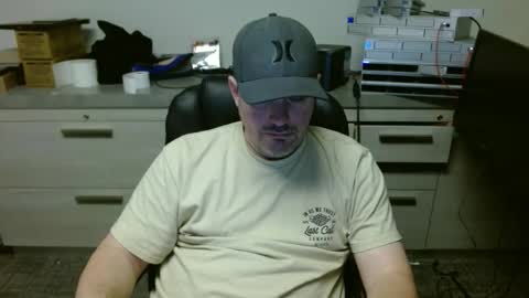 Snapshot of lovetofps chatting on 03-13-26, 05:41 Love2Game online show from 03-13-26, 05:41