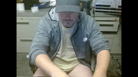 Snapshot of lovetofps chatting on 03-18-26, 12:47 Love2Game online show from 03-18-26, 12:47