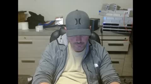 Snapshot of lovetofps chatting on 03-25-26, 08:20 Love2Game online show from 03-25-26, 08:20