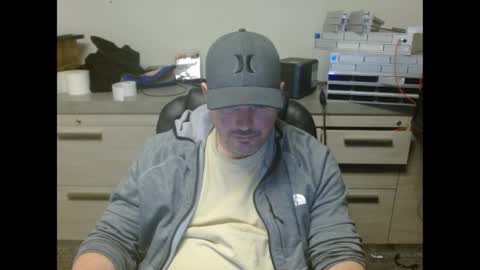 Snapshot of lovetofps chatting on 04-06-26, 10:22 Love2Game online show from 04-06-26, 10:22