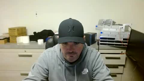 Love2Game online show from 05-17-26, 04:03