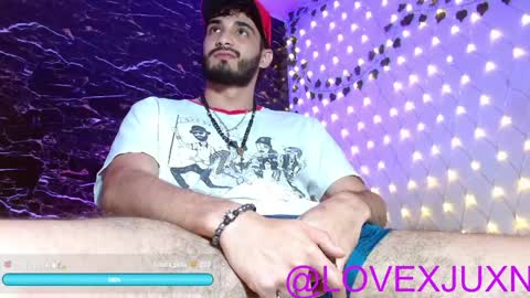 lovexjuxn77 online show from 04-18-26, 10:32