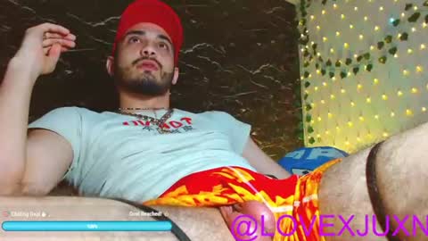 lovexjuxn77 online show from 06-12-26, 10:19