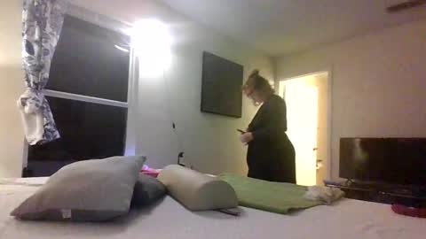 StacyMaeWish online show from 04-04-26, 01:26