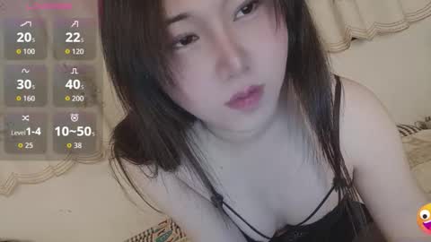 Lisa online show from 10-26-25, 01:17