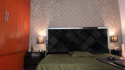 Darcy online show from 01-25-25, 02:58