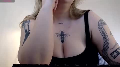 Call me Aphrodite online show from 02-04-26, 07:25