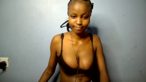 lovly_lastborn online show from 03-05-26, 07:59