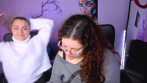 Snapshot of loya_best chatting on 11-26-25, 06:58 loya_best online show from 11-26-25, 06:58