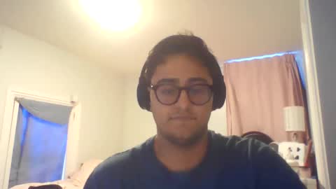 Snapshot of lpop81020 chatting on 10-23-25, 09:13 lpop81020 online show from 10-23-25, 09:13