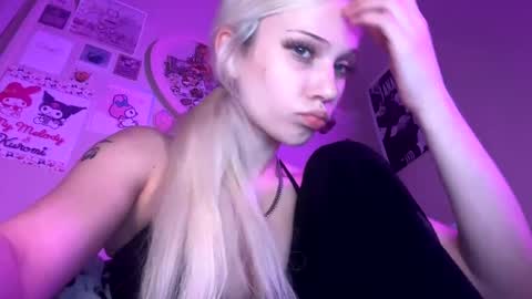 Snapshot of lsdprincess chatting on 12-28-24, 10:55 Princess  online show from 12-28-24, 10:55
