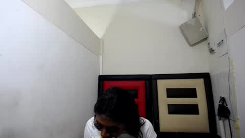 Snapshot of lsnnickykhanyile chatting on 05-15-26, 10:50 lsnnickykhanyile online show from 05-15-26, 10:50