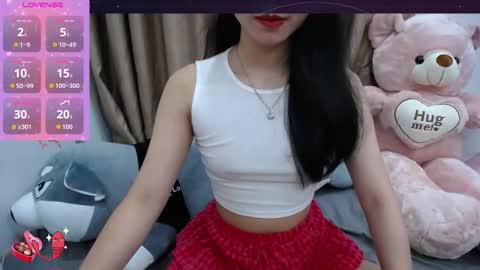 Mina online show from 11-30-25, 01:42