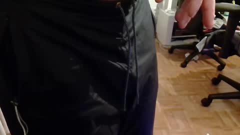 lu25humiliation online show from 12-31-24, 06:57