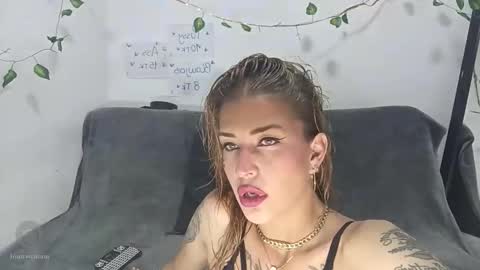 Snapshot of lu_pink chatting on 05-03-26, 12:44 lu_pink online show from 05-03-26, 12:44