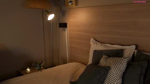  ---Goys incredible photographs online show from 02-16-26, 01:18