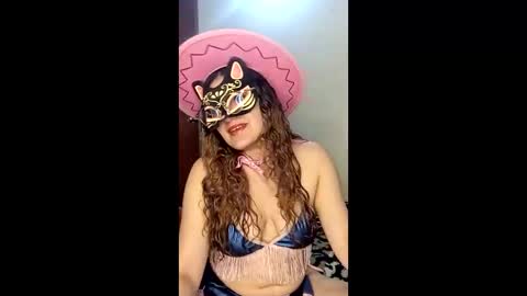 luana363 online show from 01-18-26, 01:42