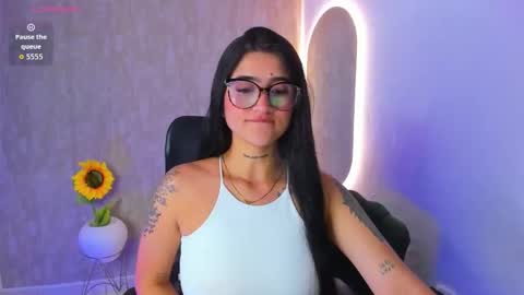 Luana online show from 10-25-25, 12:02