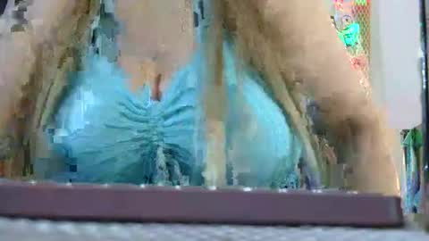 Snapshot of luanna837 chatting on 10-05-25, 01:42 luanna837 online show from 10-05-25, 01:42