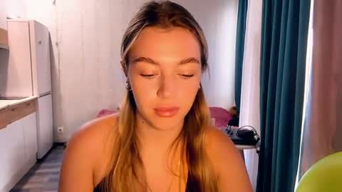 Snapshot of luannamedel chatting on 07-04-26, 11:16 Kary online show from 07-04-26, 11:16