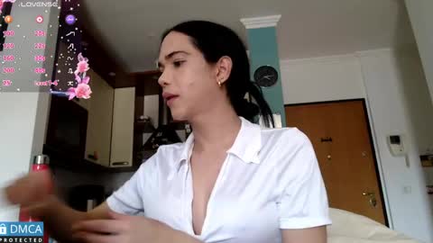 Snapshot of luara_ chatting on 05-21-26, 02:13 luara_ online show from 05-21-26, 02:13