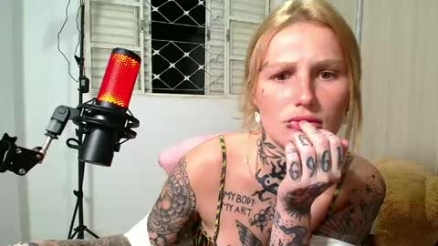 Lua Wildolf online show from 04-08-26, 12:32