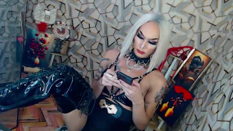 DEMONYETA LA TARRAH online show from 03-02-25, 09:32