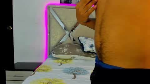 lucas_cruz1 online show from 06-17-26, 03:53