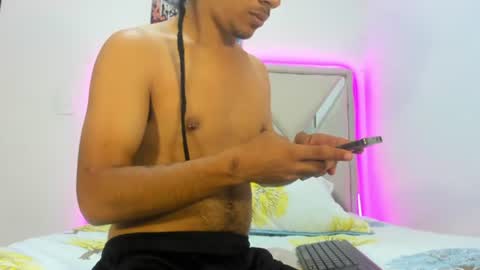 lucas_cruz1 online show from 06-23-26, 03:04