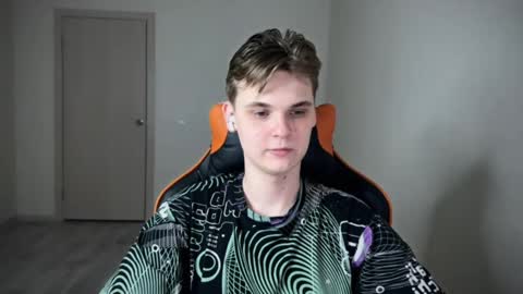 Lucas Gill online show from 12-30-24, 11:17