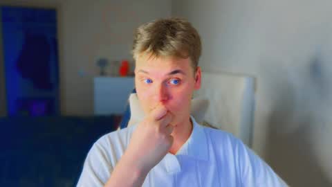 Lucas Gill online show from 05-29-26, 04:27