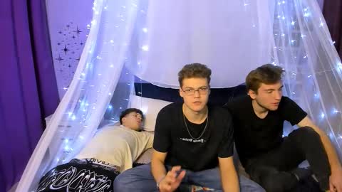 lucas_long_ online show from 10-18-25, 07:03