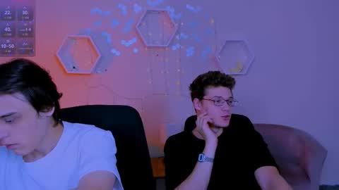 lucas_long_ online show from 11-08-25, 09:42