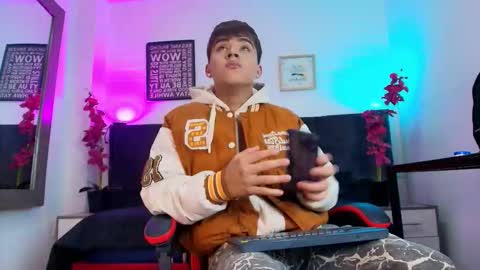 Lucas lovee online show from 02-26-26, 03:38