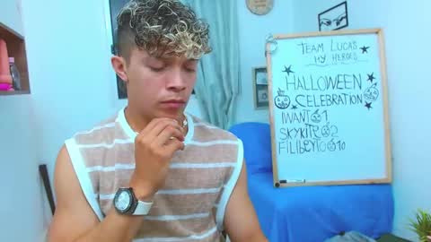 Lucas Luxx online show from 10-29-25, 04:53