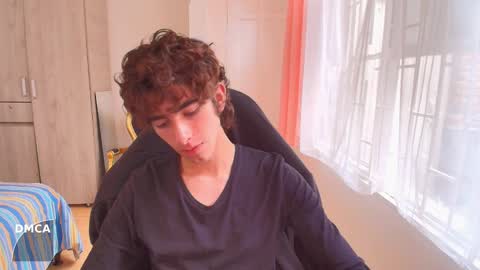 lucas_xo online show from 09-24-25, 07:28